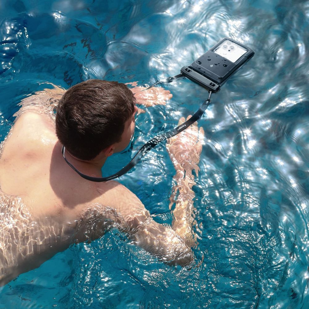 Spigen Aqua Shield, unosząca się ramka, uniwersalny rozmiar, pasek do noszenia, czarne